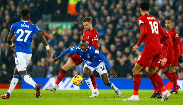 过多条线索 过多条线索