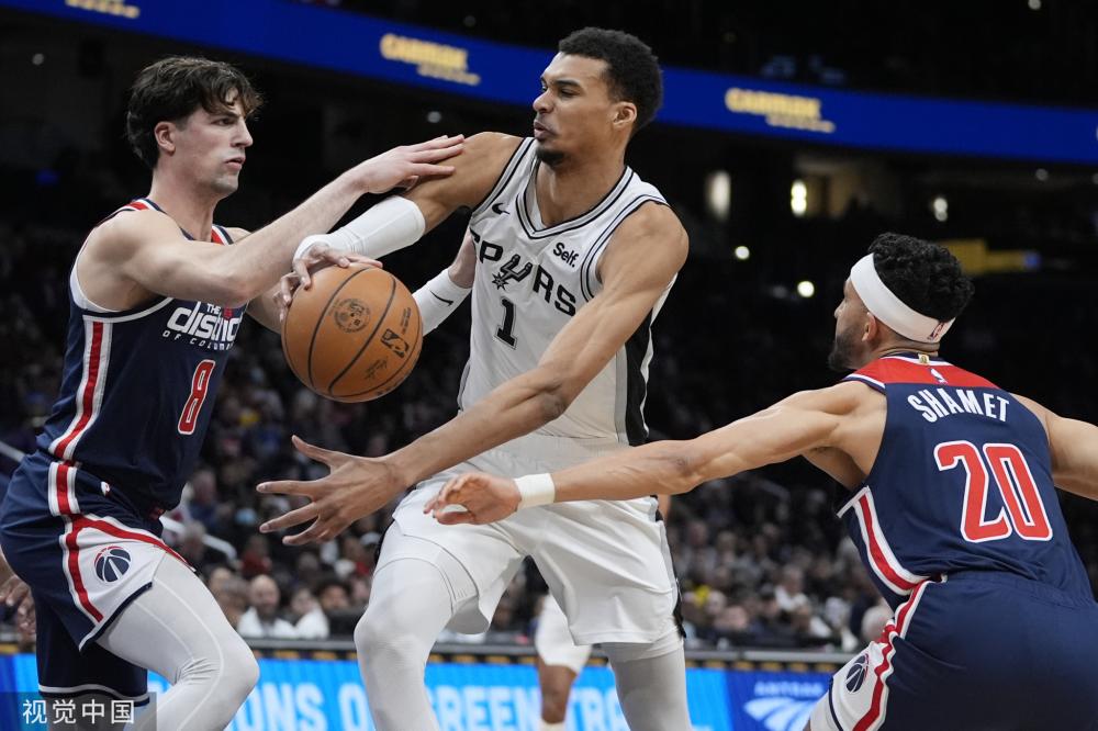 以及中场衔 以及中场衔