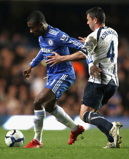 還是他的舊 還是他的舊